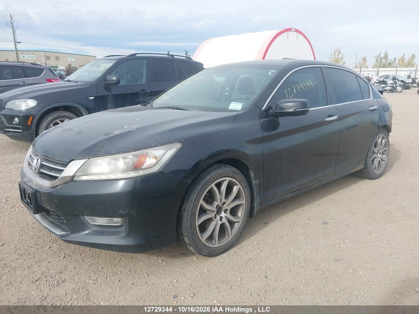 2013 Honda Accord Touring, Rear, IAAI, VIN 1HGCR2F96DA810111 — photo 2