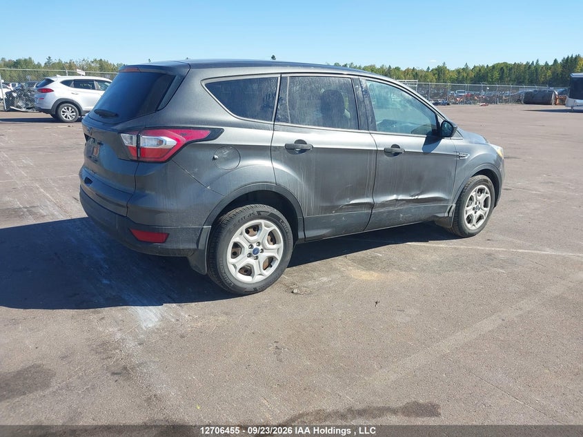 Vin: 1fmcu0f78hud00536, lot: 3138116, ford escape s 20174