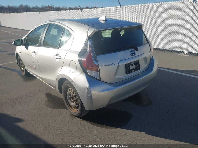Vin: jtdkdtb3xf1583959, lot: 3138769, toyota prius c 20153