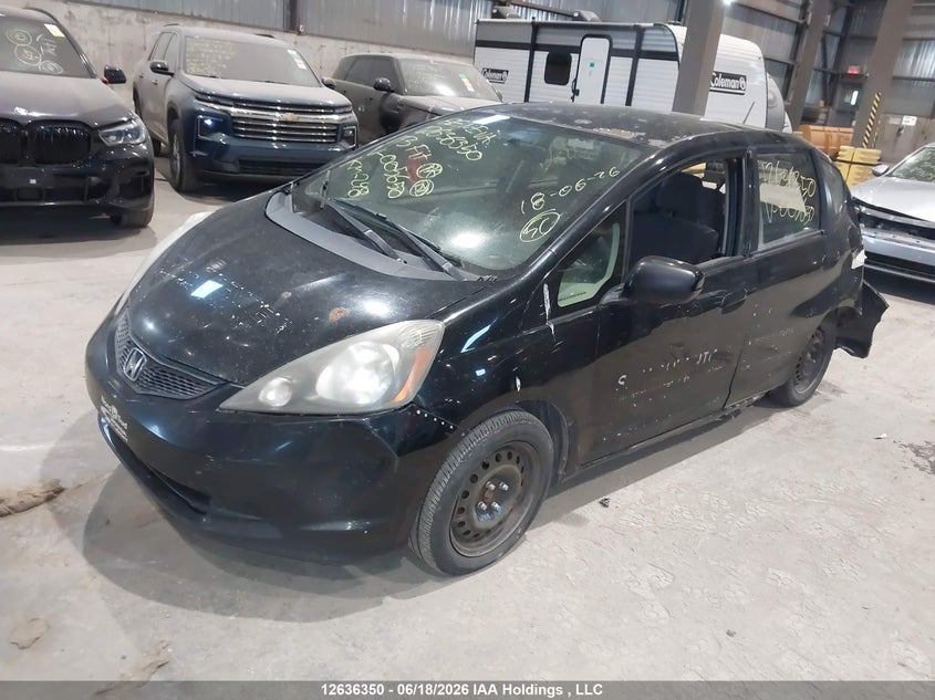 2013 Honda Fit Lx, Удар сзади, IAAI, VIN LUCGE8G57D3005650 — фото 2