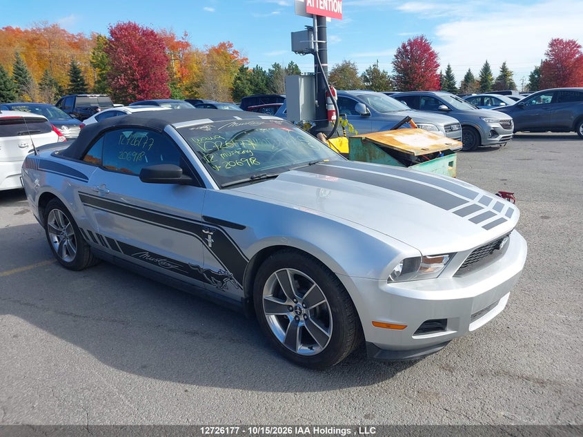 2012 Ford Mustang Convertible, Удар спереди, IAAI, VIN 1ZVBP8EM5C5206918