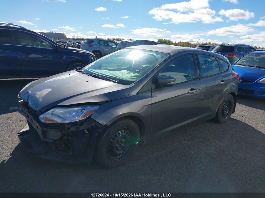 2014 Ford Focus Se, Front, IAAI, VIN 1FADP3K24EL100837 — photo 2
