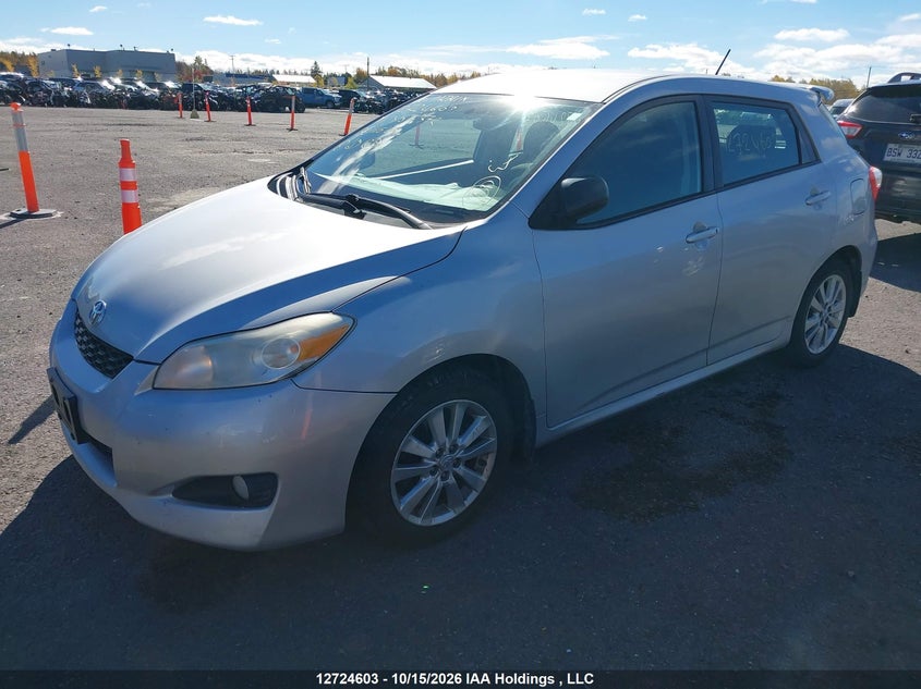 2010 Toyota Matrix, Правый бок, IAAI, VIN 2T1KU4EE0AC357372 — фото 2