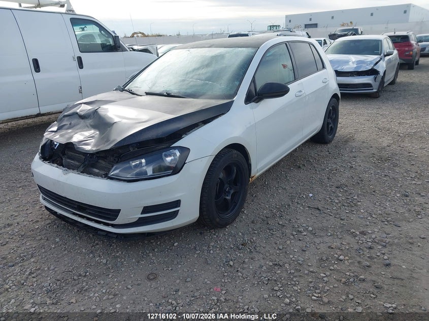 2015 Volkswagen Golf 1.8 Tsi Comfortline/1.8 Tsi Highline/1.8 Tsi Trendline, Front, IAAI, VIN 3VW117AU3FM068646 — photo 2
