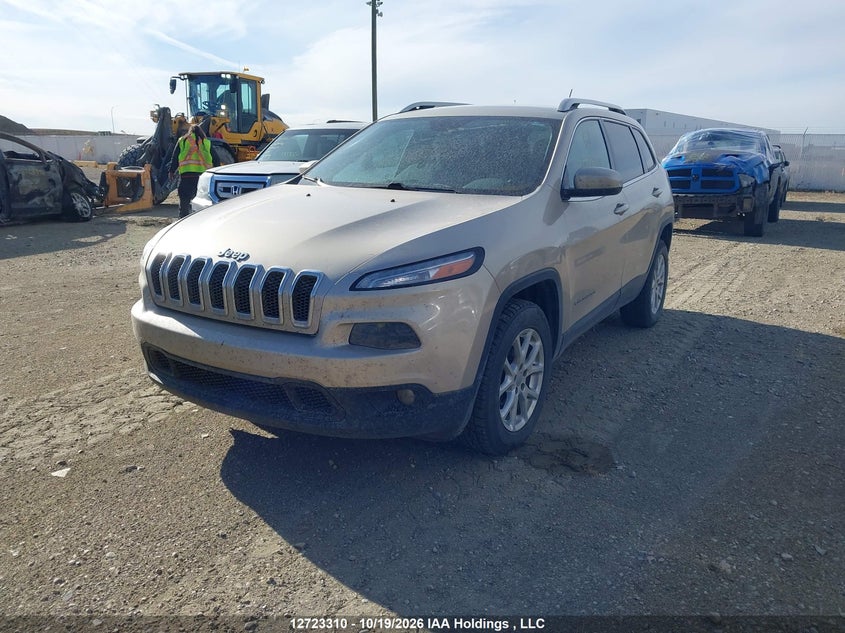 2014 Jeep Cherokee North, Rear, IAAI, VIN 1C4PJMCB0EW297050 — photo 2