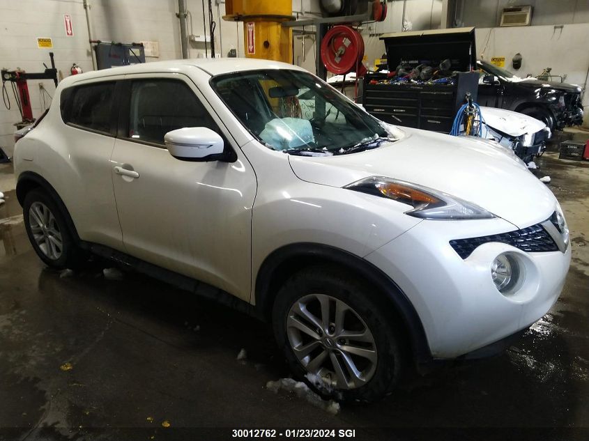 2015 Nissan Juke S/Sv/Sl/Nismo VIN: JN8AF5MV7FT556128 Lot: 30012762