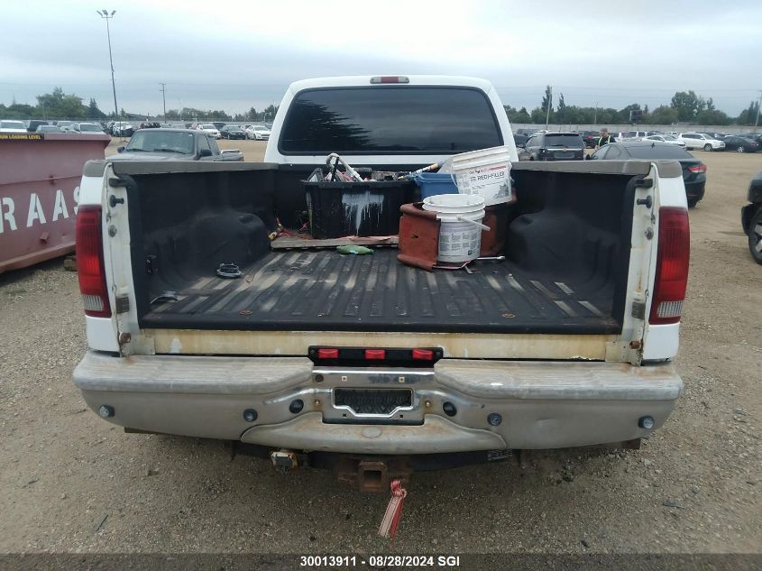 2005 Ford F350 Super Duty VIN: 1FTWW33P15EB61938 Lot: 30013911