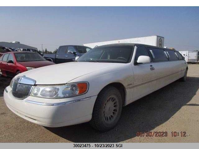 2000 Lincoln Town Car Executive VIN: 1L1FM81W5YY827485 Lot: 30023475