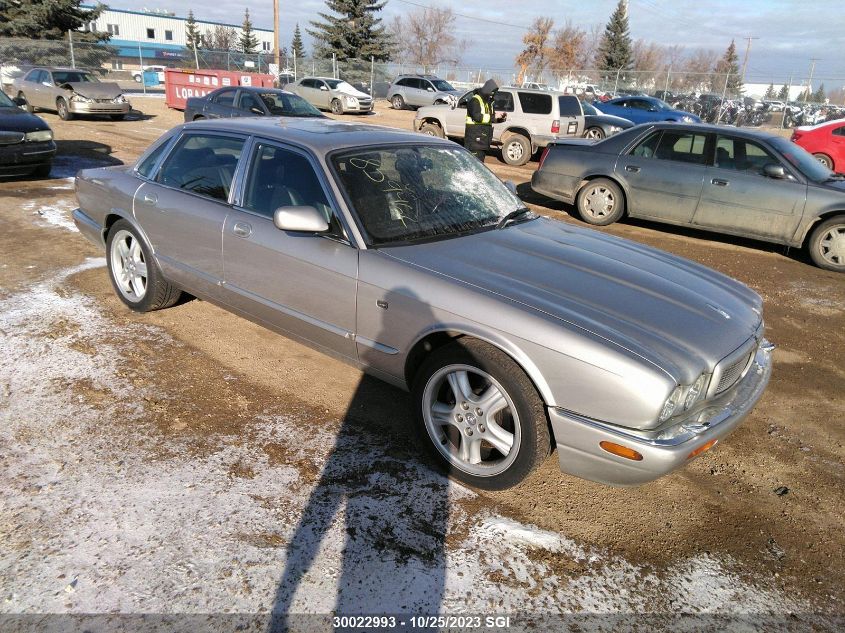 1999 Jaguar Xj Series Sedan VIN: 3N1AB7AP2EY290521 Lot: 30022993