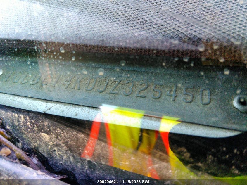 1988 Chevrolet Gmt-400 C1500 VIN: 1GCDC14K0JZ325450 Lot: 30020462