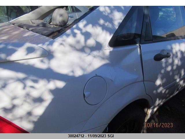 2005 Ford Focus Zx4 VIN: 1FAFP34N65W287030 Lot: 30024712