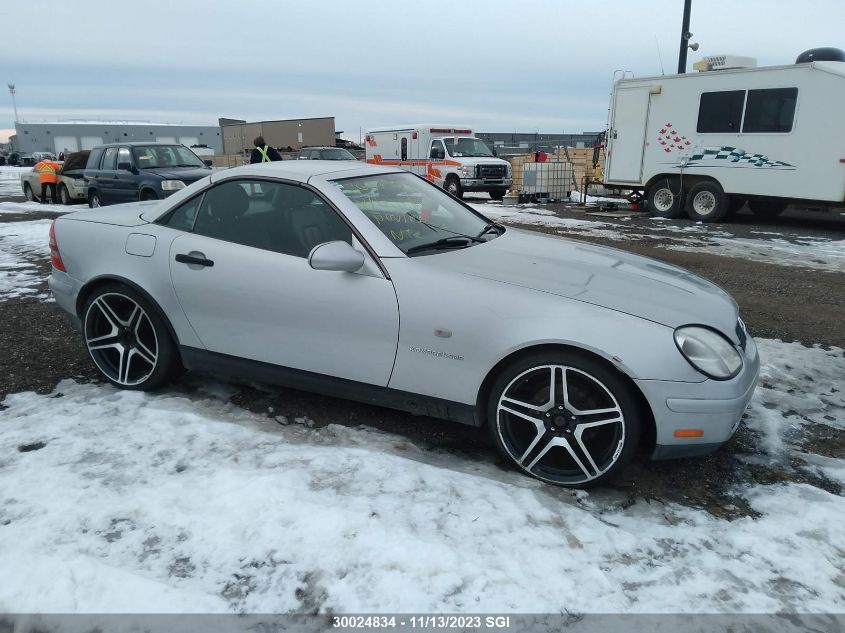 2001 Mercedes-Benz Slk 320 VIN: WDB1704471F051916 Lot: 30024834