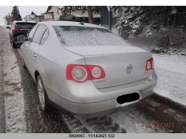 2008 Volkswagen Passat 2.0T VIN: WVWGK93C28E239020 Lot: 30024963