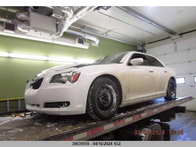2012 Chrysler 300 S VIN: 2C3CCABG0CH140333 Lot: 30035978
