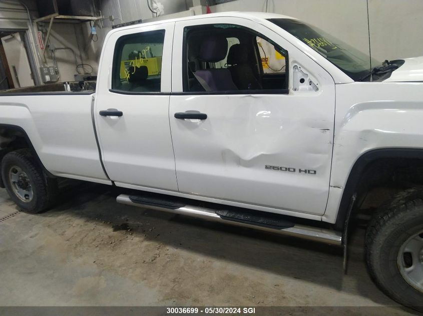 2015 GMC Sierra K2500 Heavy Duty VIN: 1GT22XEG8FZ523465 Lot: 30036699