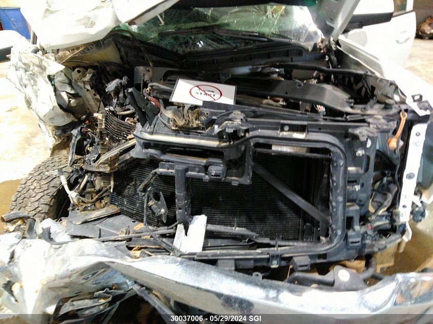 2018 Chevrolet Silverado K1500 Lt VIN: 3GCUKREC6JG109417 Lot: 30037006