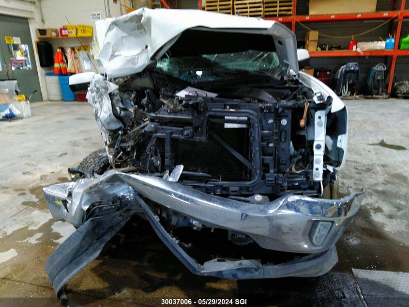 2018 Chevrolet Silverado K1500 Lt VIN: 3GCUKREC6JG109417 Lot: 30037006