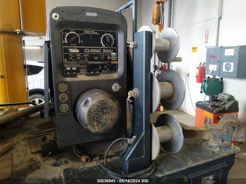 2009 Chevrolet Silverado K3500 VIN: 1GBJK74629E102460 Lot: 30036945