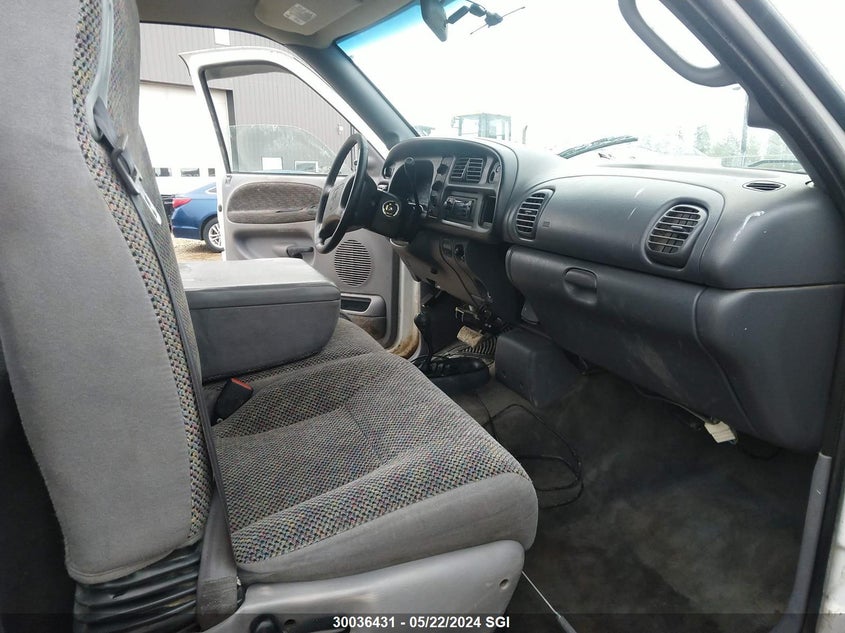 2001 Dodge Ram 1500 VIN: 1B7HF13Z71J278665 Lot: 30036431