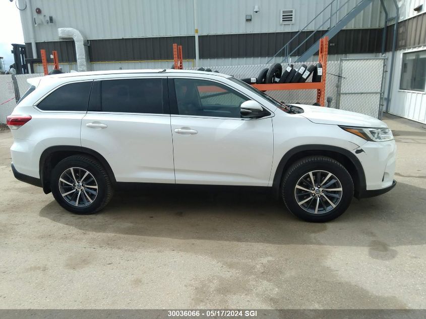 2019 Toyota Highlander Se/Xle VIN: 5TDJZRFH0KS601162 Lot: 30036066