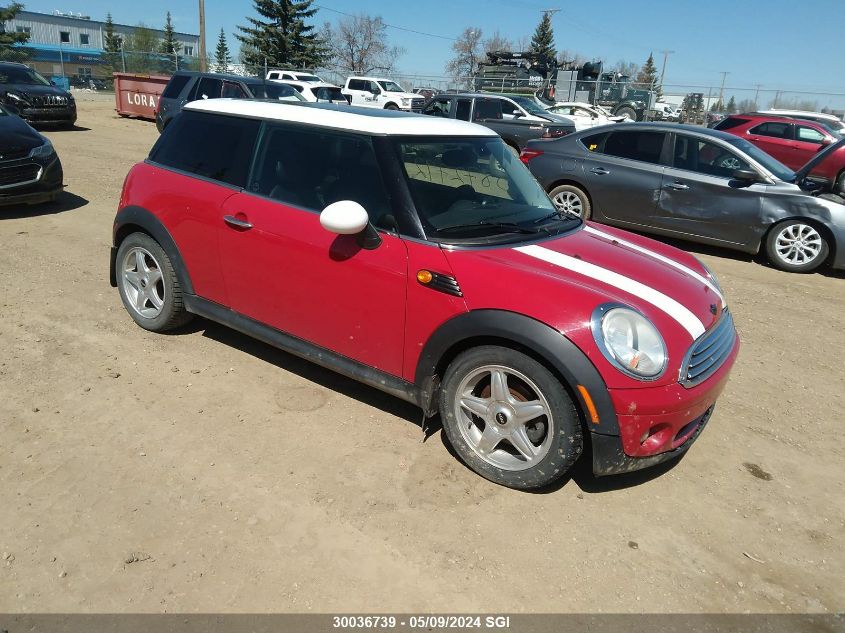 2009 Mini Cooper VIN: WMWMF335X9TW70169 Lot: 30036739