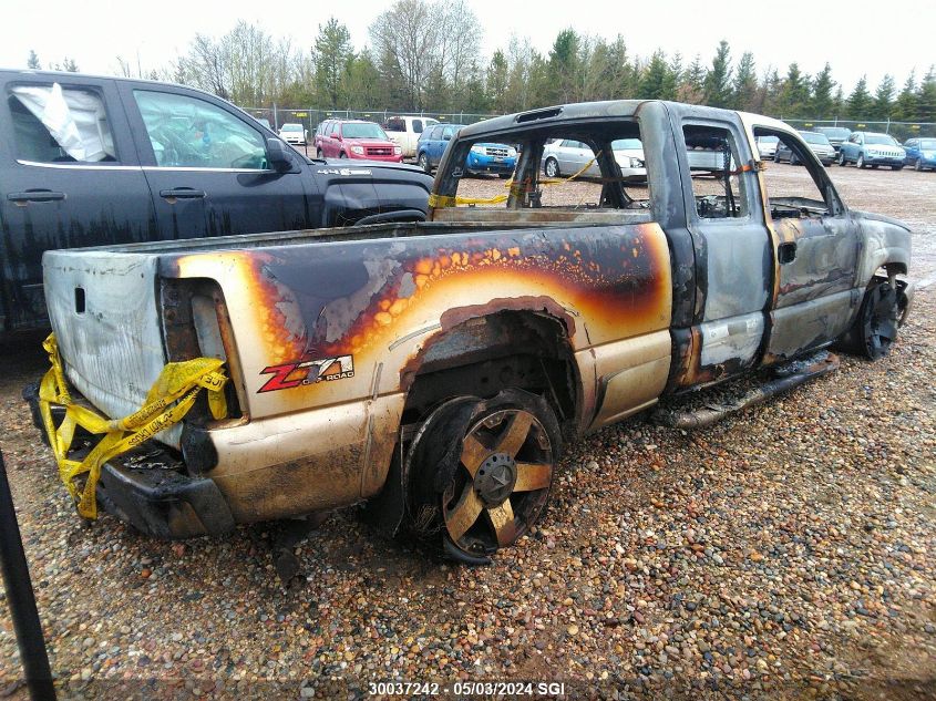 2005 Chevrolet Silverado K1500 VIN: 2GCEK19B551380717 Lot: 30037242