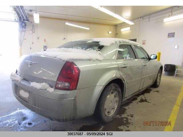 2005 Chrysler 300 Touring VIN: 2C3JA53G15H175517 Lot: 30037687