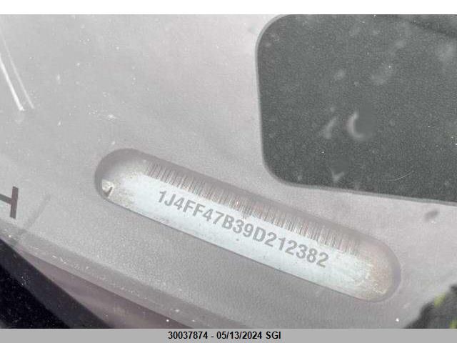 2009 Jeep Compass Sport VIN: 1J4FF47B39D212382 Lot: 30037874