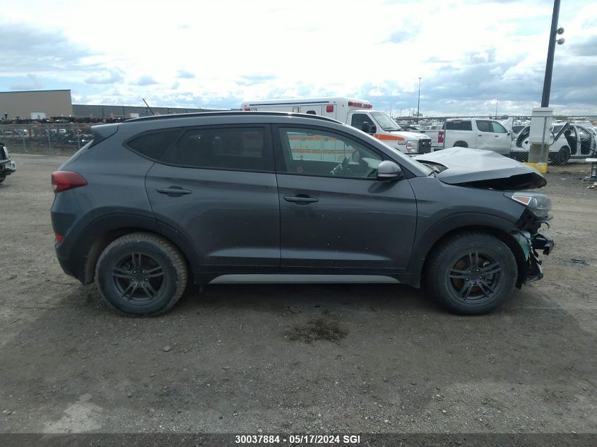 2017 Hyundai Tucson Limited/Sport And Eco/Se VIN: KM8J3CA42HU579961 Lot: 30037884