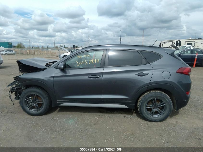 2017 Hyundai Tucson Limited/Sport And Eco/Se VIN: KM8J3CA42HU579961 Lot: 30037884