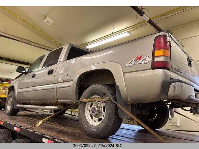 2002 GMC Sierra K1500 Heavy Duty VIN: 1GTGK13U72F186147 Lot: 30037892