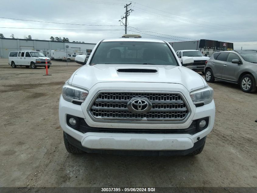 2017 Toyota Tacoma Dbl Cab/Sr5/Trd Sport/Or VIN: 5TFDZ5BN5HX020583 Lot: 30037395