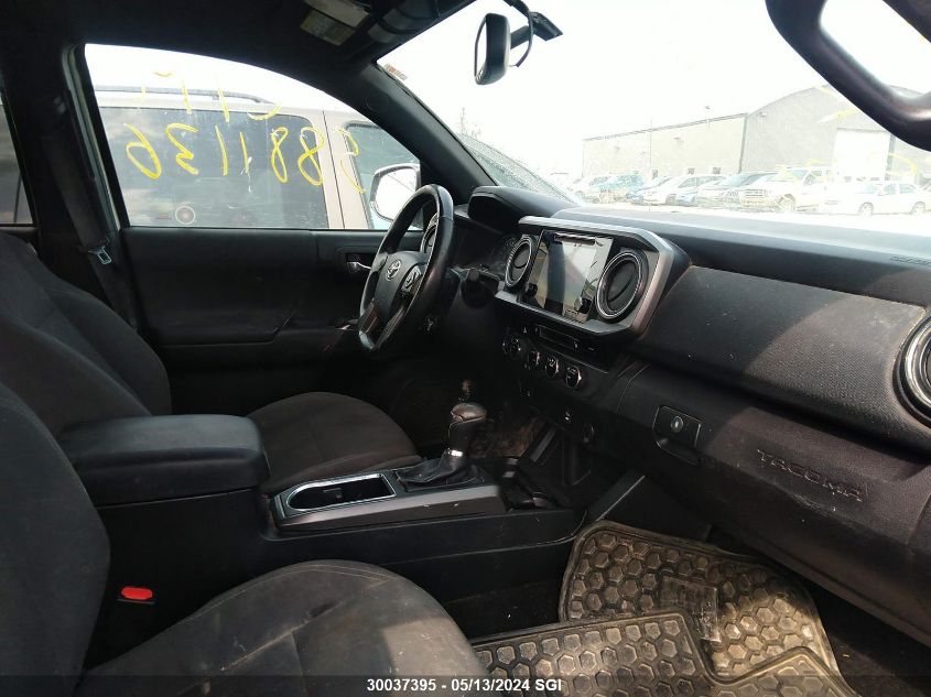 2017 Toyota Tacoma Dbl Cab/Sr5/Trd Sport/Or VIN: 5TFDZ5BN5HX020583 Lot: 30037395