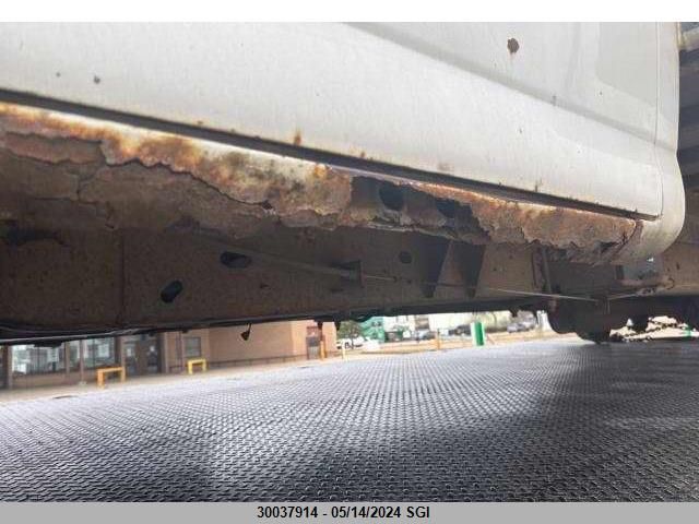 2001 GMC Savana Cutaway G3500 VIN: 1GDJG31F311186581 Lot: 30037914