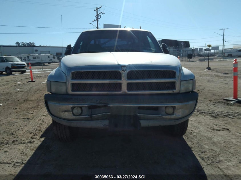 2001 Dodge Ram 2500 VIN: 1B7KF23711J595772 Lot: 30035063