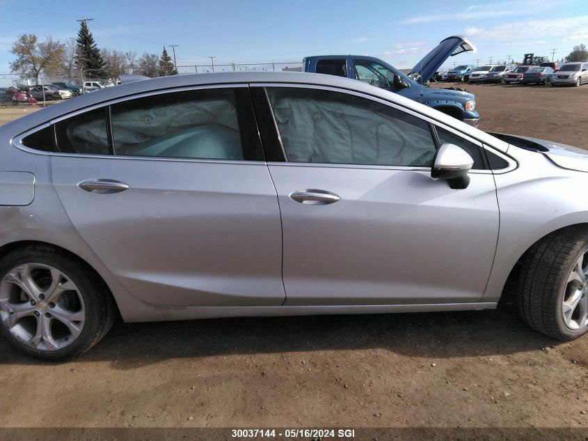 2018 Chevrolet Cruze Premier VIN: 1G1BF5SM1J7181051 Lot: 30037144