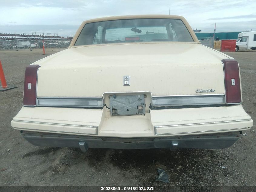 1985 Oldsmobile Cutlass Supreme VIN: 2G3GR47H7F2330930 Lot: 30038050