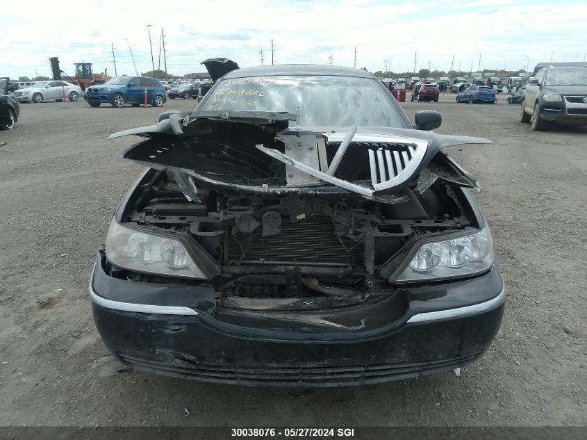 2007 Lincoln Town Car Signature Limited VIN: 1LNHM82W37Y608660 Lot: 30038076