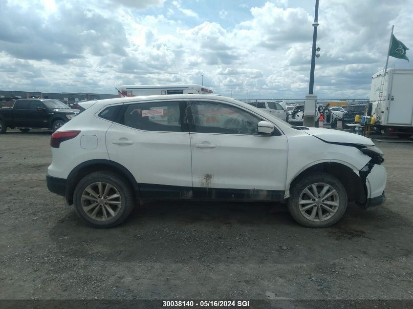 2017 Nissan Rogue Sport S/Sv/Sl VIN: JN1BJ1CP2HW018273 Lot: 30038140