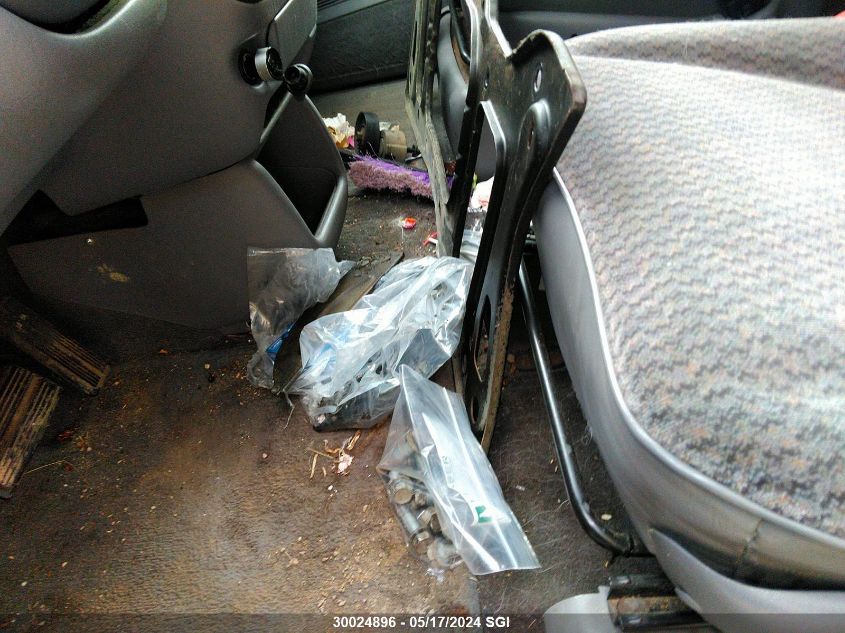 1999 Dodge Caravan Se/Sport VIN: 1B4GP45L5XB892181 Lot: 30024896