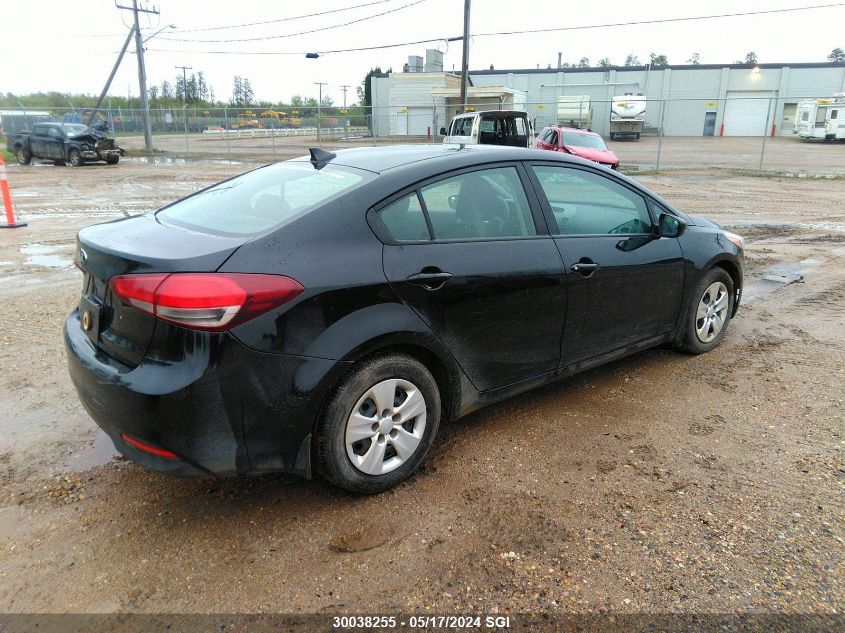 2018 Kia Forte Lx VIN: 3KPFK4A70JE229052 Lot: 30038255