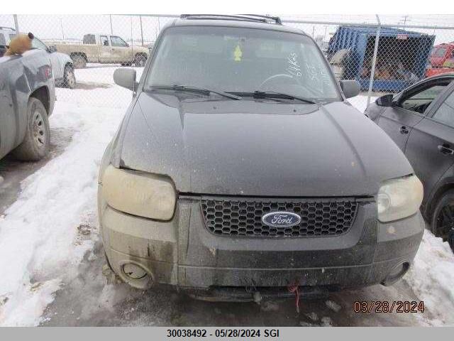 2006 Ford Escape Limited VIN: 1FMYU94176KC32635 Lot: 30038492