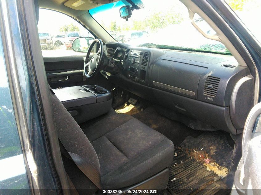 2011 Chevrolet Silverado K1500 Lt VIN: 1GCRKSE38BZ304045 Lot: 30038235