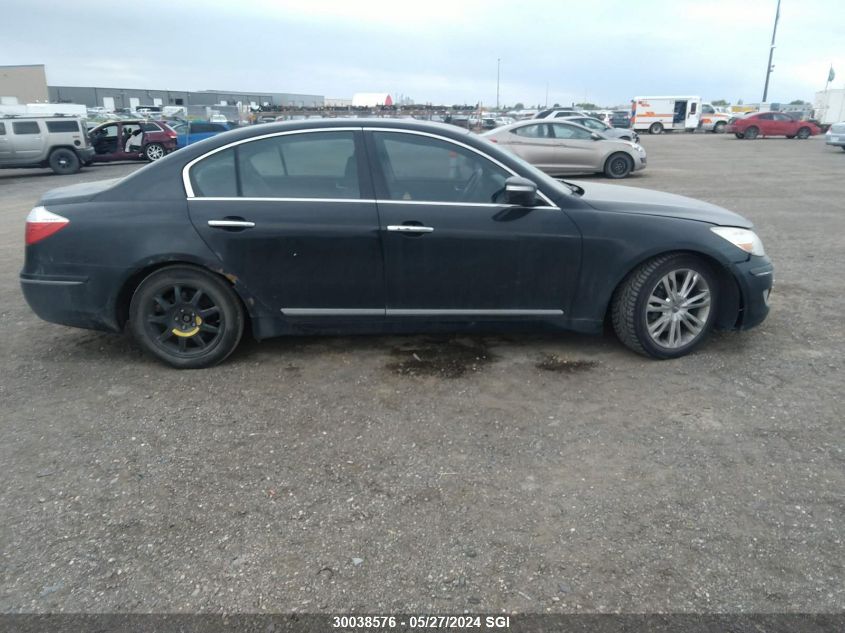 2010 Hyundai Genesis 4.6L VIN: KMHGC4DF0AU111083 Lot: 30038576