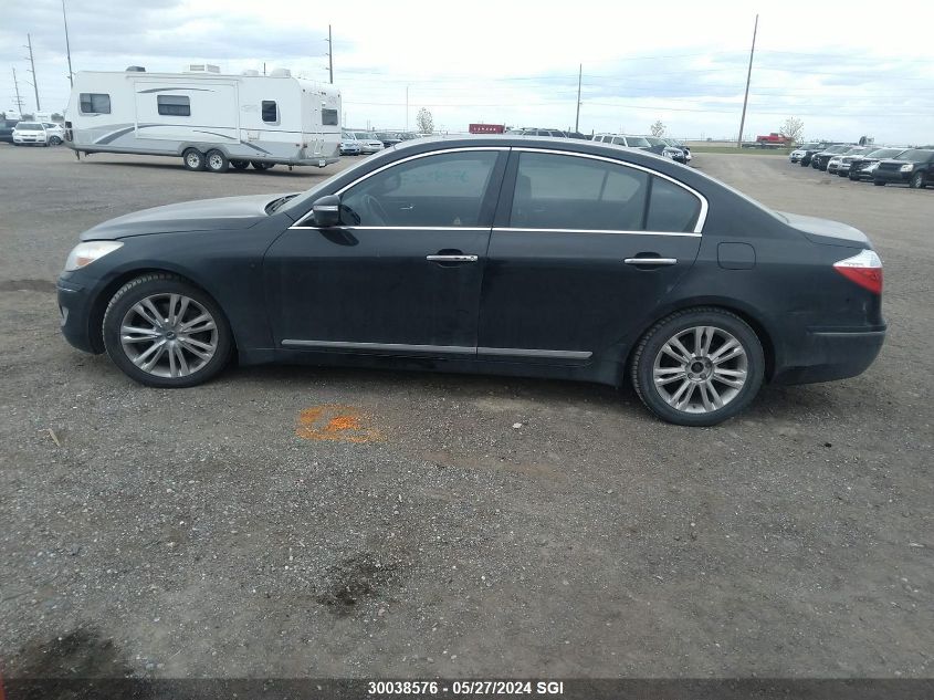 2010 Hyundai Genesis 4.6L VIN: KMHGC4DF0AU111083 Lot: 30038576