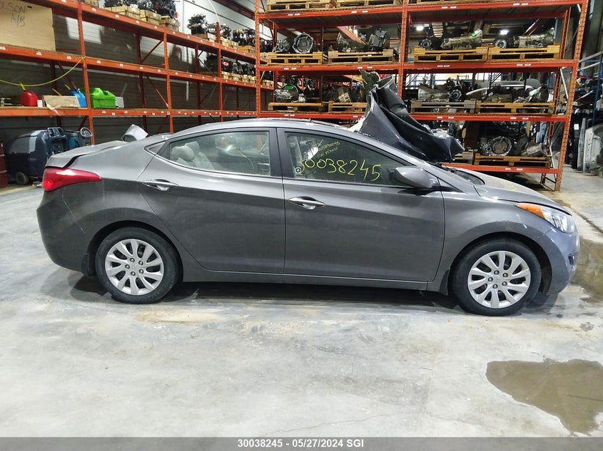 2013 Hyundai Elantra Gls/Limited VIN: 5NPDH4AE1DH200647 Lot: 30038245