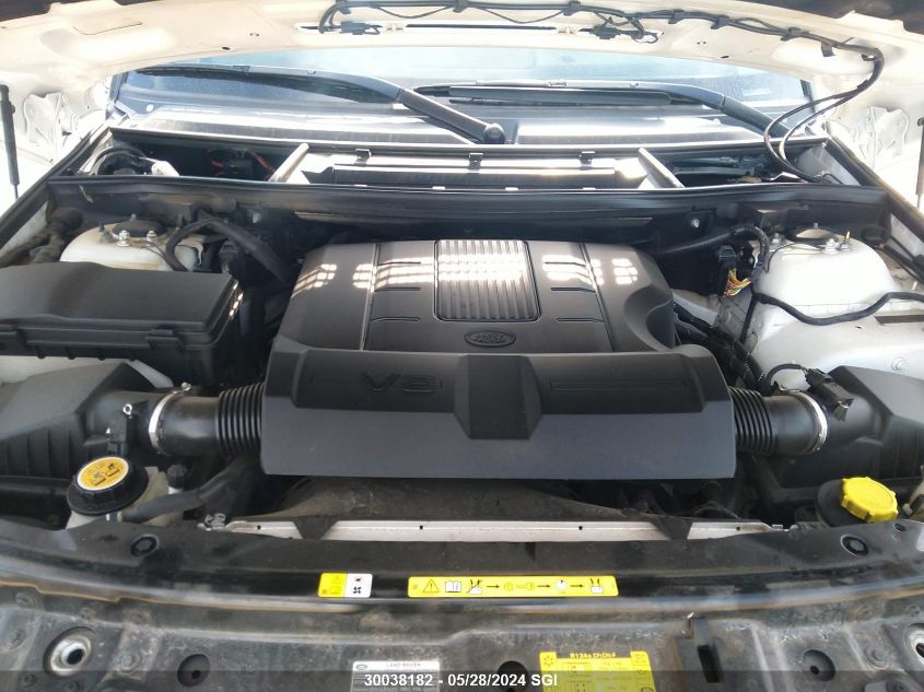 2011 Land Rover Range Rover Hse Luxury VIN: SALMF1D40BA351497 Lot: 30038182