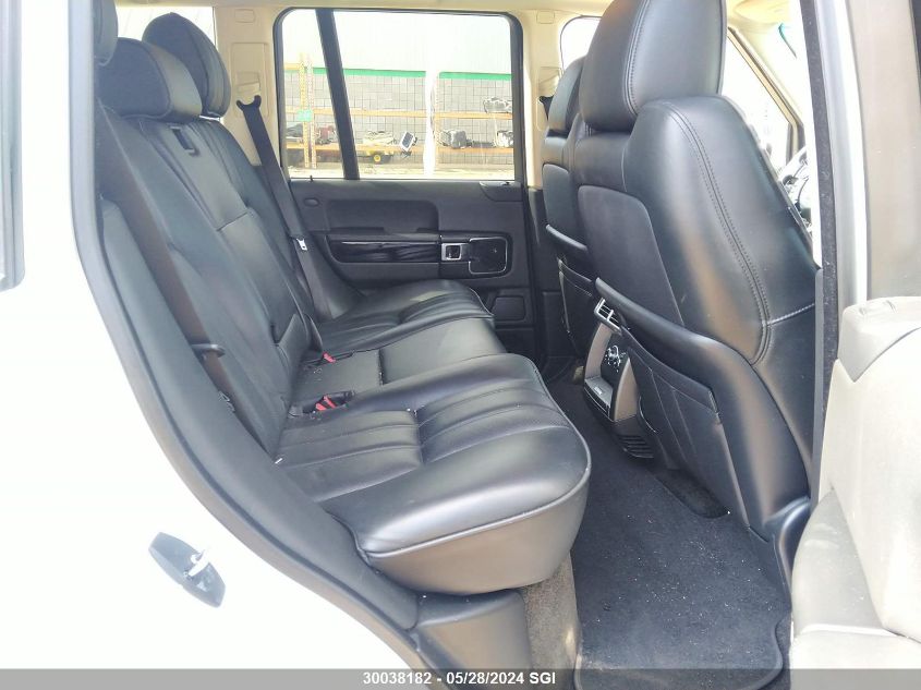 2011 Land Rover Range Rover Hse Luxury VIN: SALMF1D40BA351497 Lot: 30038182