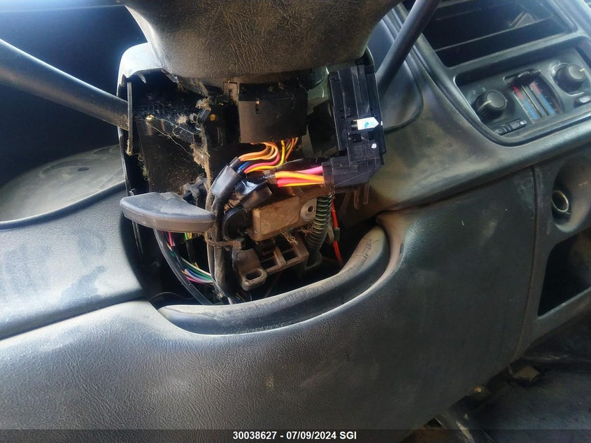 2003 Chevrolet Silverado K1500 VIN: 2GCEK19T931112033 Lot: 30038627