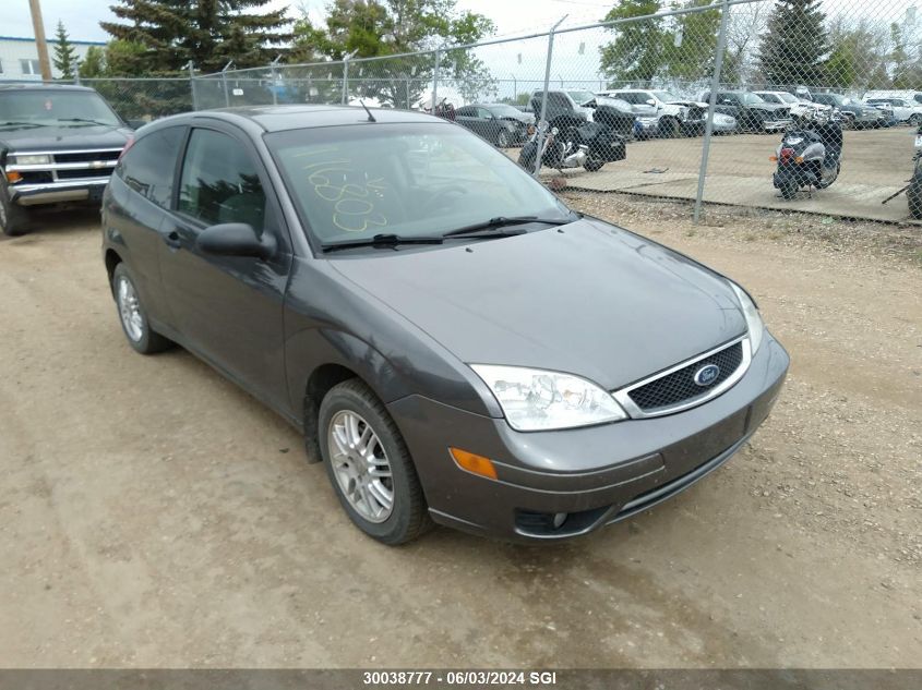 2005 Ford Focus Zx3 VIN: 3FAFP31N45R116803 Lot: 30038777